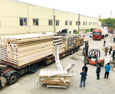 挑选展览搭建工厂一定要看资质吗？